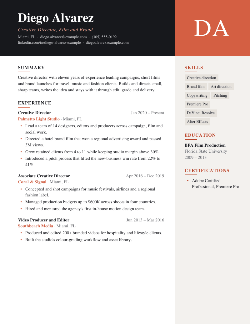 Preview of the Noir Monogram resume template